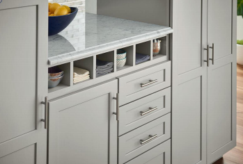 Denco27 Classic American Custom Kitchen Cabinets – Light Grey Raised Panel for a Warm, Timeless Kitchen