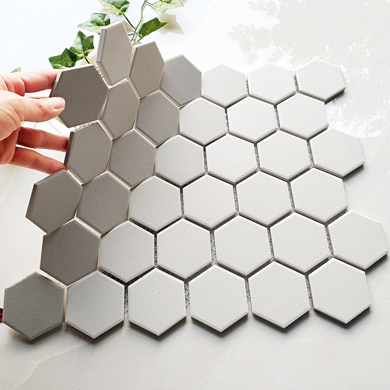 MT1125 Mosaic Art Style-Size347×294mm-Black- Gray-White